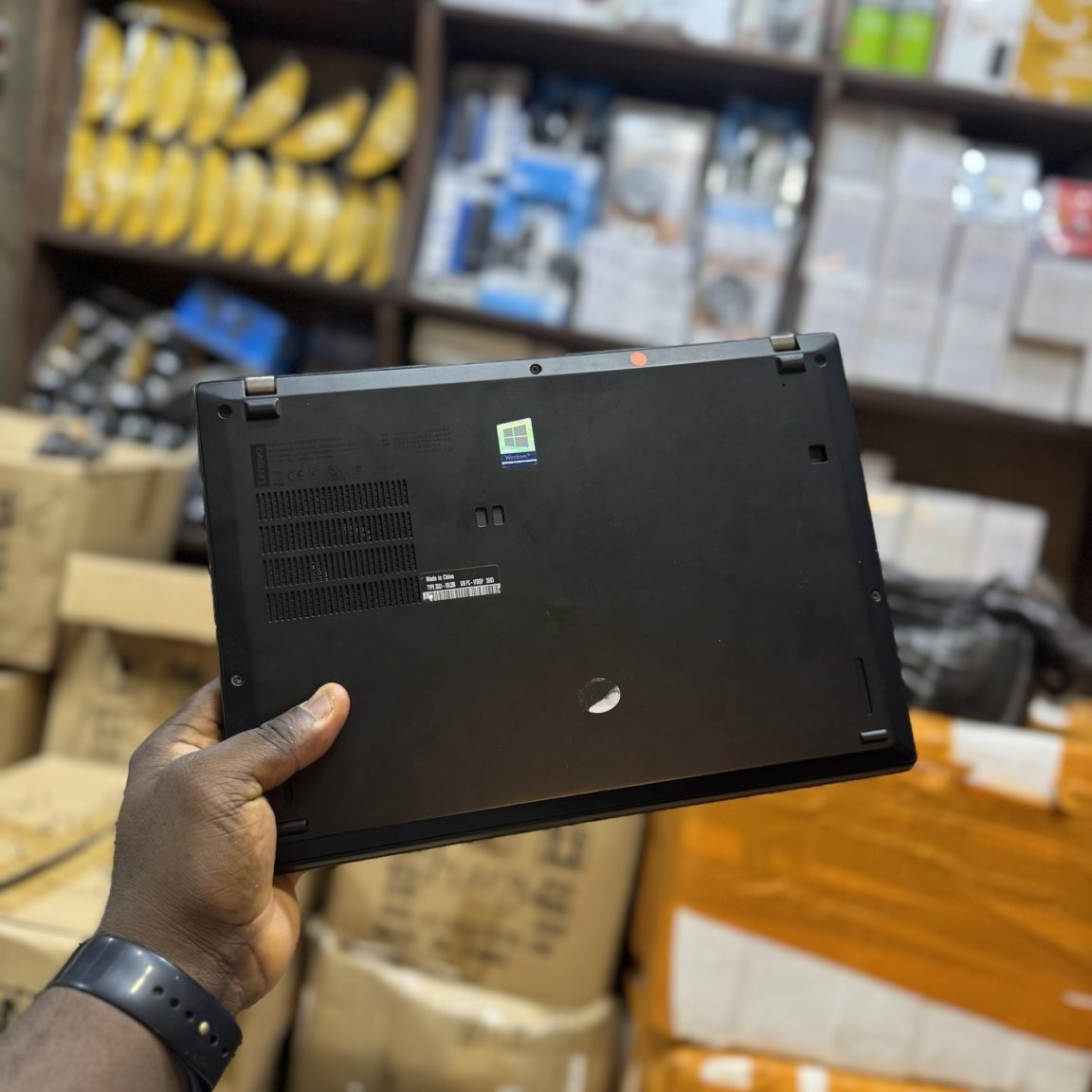 Lenovo ThinkPad x390 | 256GB SSD | 8GB DDR4 RAM - Image 3